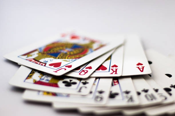 mentosbola mobile app interface showing live blackjack table on phone screen